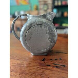 Wilton Armetale Pewter/Metal Pitcher 2 Quart Vintage Circle Pitcher